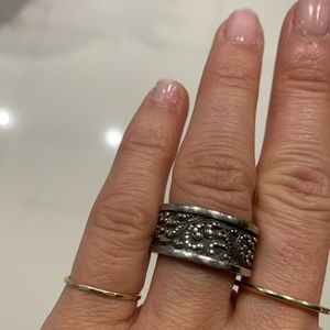 Lois Hill ordinate ring. 925 silver